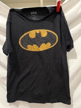 Batman Black Tee with Yellow  Black Bat Logo- Size Large Mens